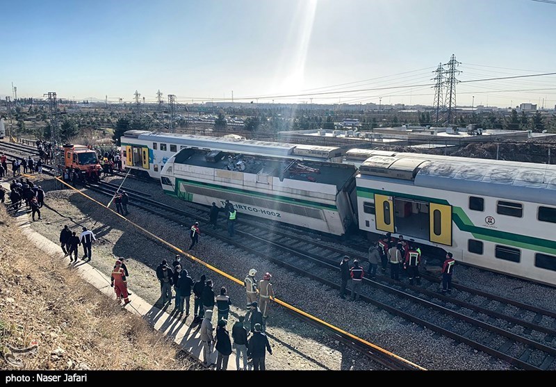 دستورات فوری معاون شهردار درمورد برخورد ۲ قطار تهران ـ کرج/بازگشایی مسیر احتمالا تا ظهر