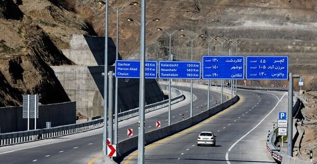 آزادراه تهران-شمال بازگشایی شد/جاده چالوس همچنان بسته است