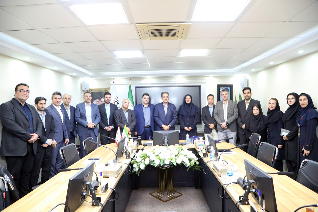 آقاجانلو: برنامه ریزی روابط عمومی های معدن و صنایع معدنی مطابق با سیاست های روابط عمومی ایمیدرو / ضرورت تعیین شاخص های روابط عمومی هوشمند
